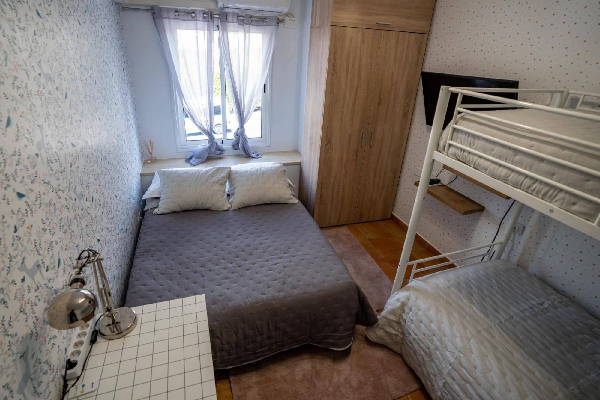 Casa Julio - Alcala Complete Coastal Retreat - Entire Apartment - 3 Min Walk From The Ocean - Shared Entrance With Host ภายนอก รูปภาพ
