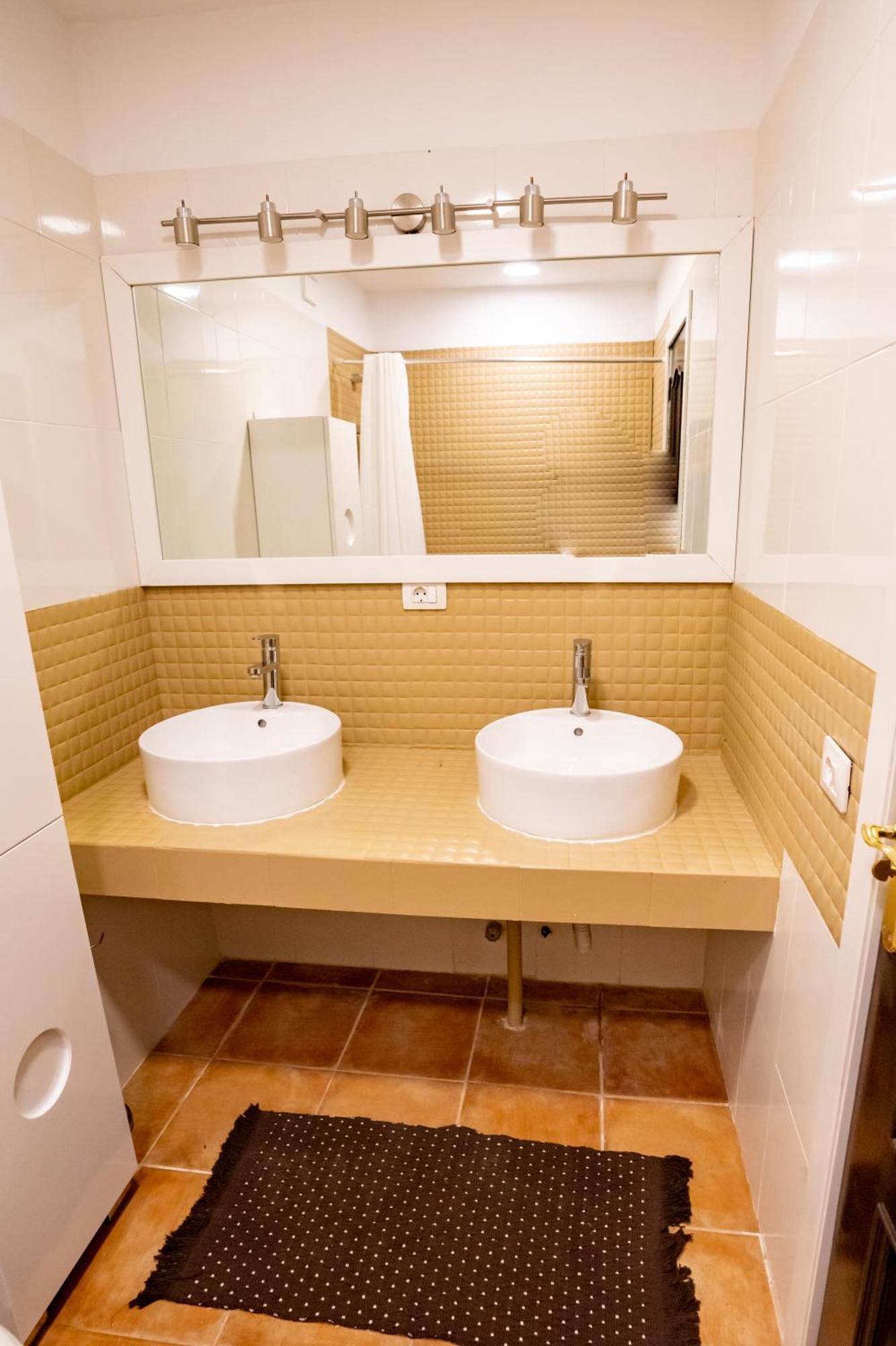 Casa Julio - Alcala Complete Coastal Retreat - Entire Apartment - 3 Min Walk From The Ocean - Shared Entrance With Host ภายนอก รูปภาพ