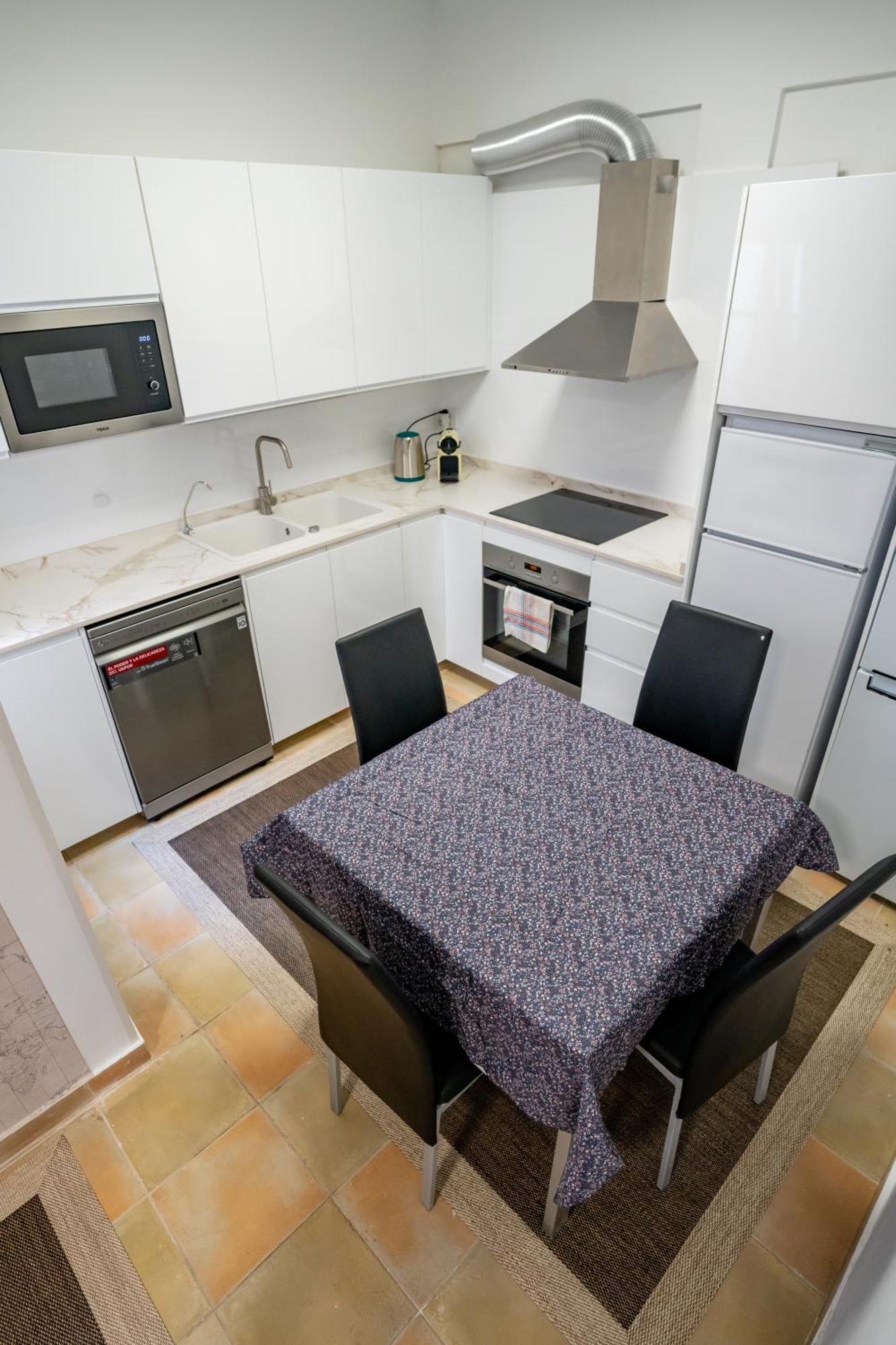 Casa Julio - Alcala Complete Coastal Retreat - Entire Apartment - 3 Min Walk From The Ocean - Shared Entrance With Host ภายนอก รูปภาพ