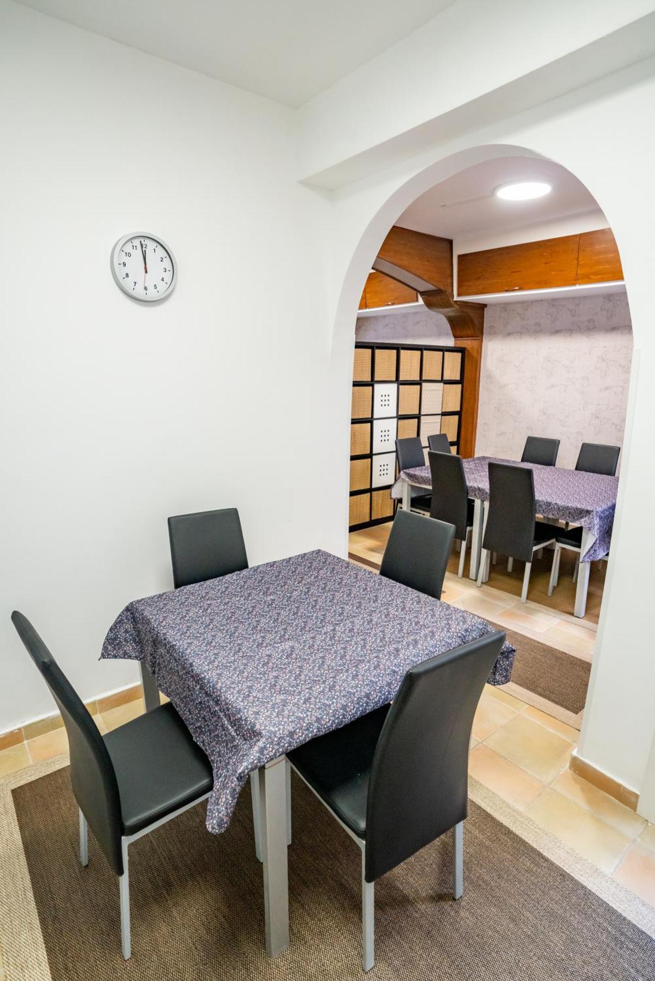 Casa Julio - Alcala Complete Coastal Retreat - Entire Apartment - 3 Min Walk From The Ocean - Shared Entrance With Host ภายนอก รูปภาพ