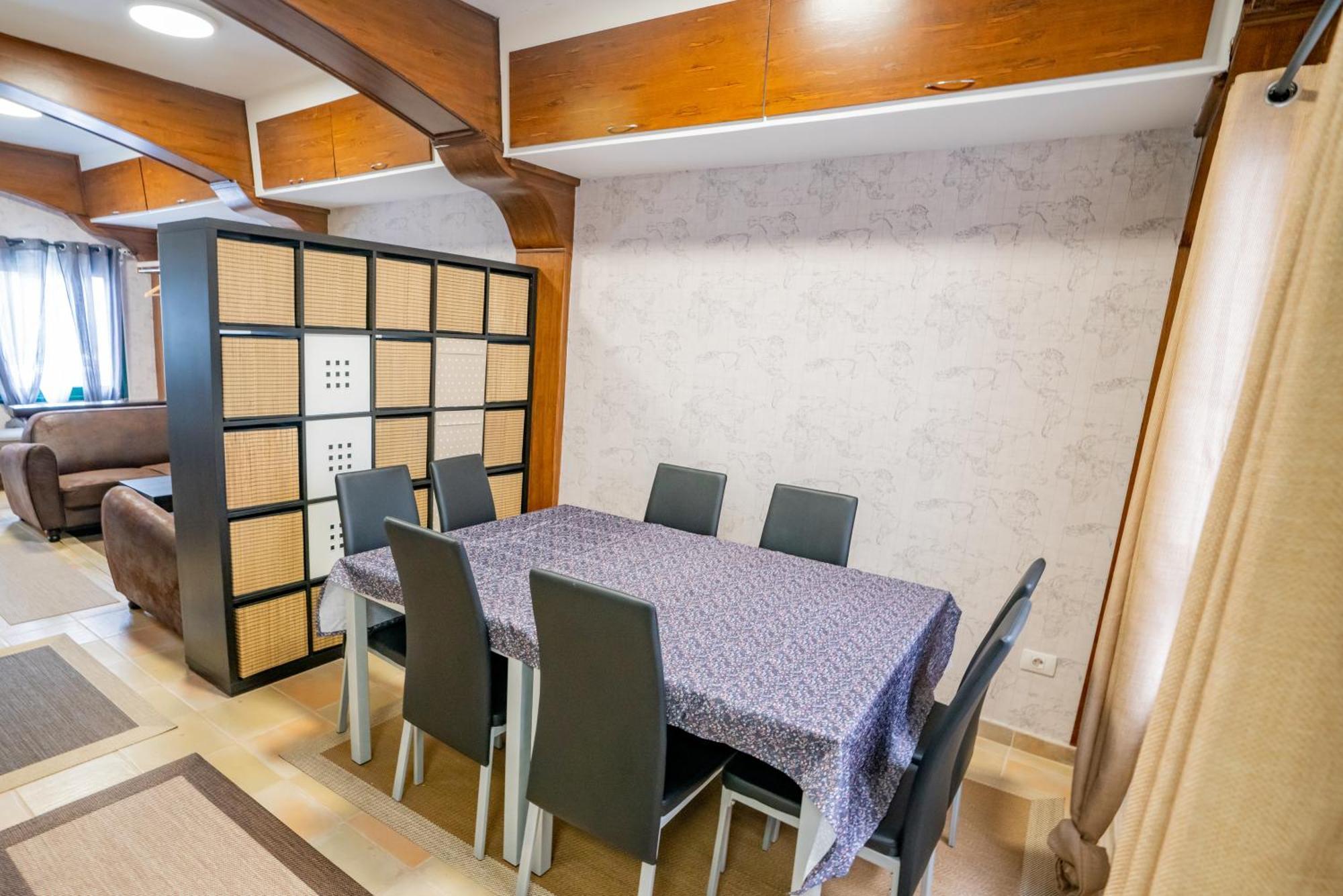Casa Julio - Alcala Complete Coastal Retreat - Entire Apartment - 3 Min Walk From The Ocean - Shared Entrance With Host ภายนอก รูปภาพ